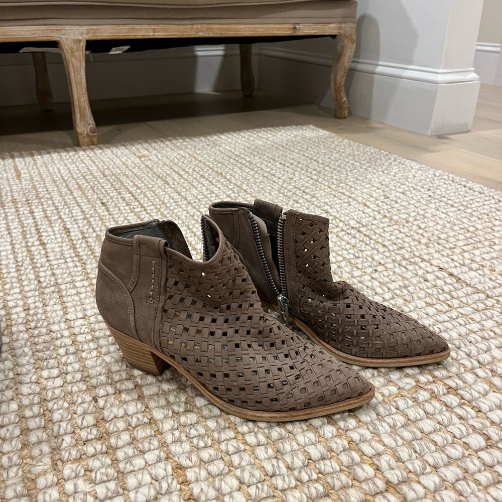 Vince Camuto brown booties size 8